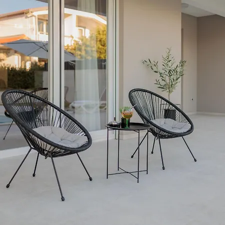 Вилла Stunning Marea With A Private Pool