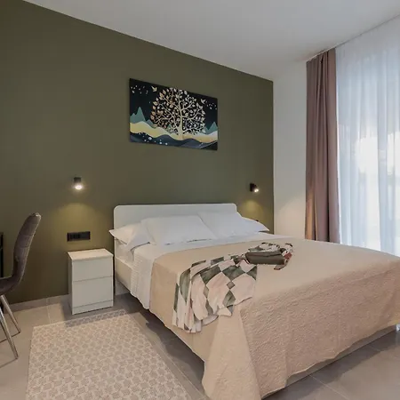 Stunning Marea With A Private Pool * Vrsi
