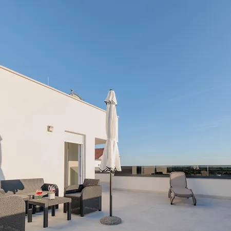 Stunning Marea With A Private Pool