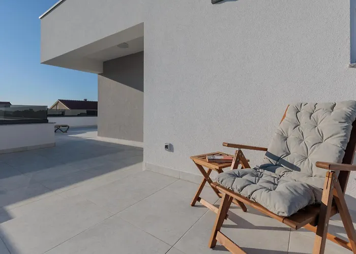 Stunning Marea With A Private Pool Врси