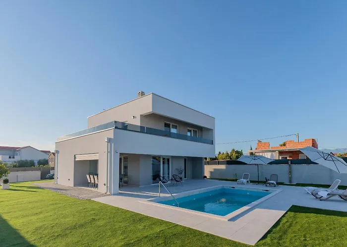 Stunning Marea With A Private Pool Villa *