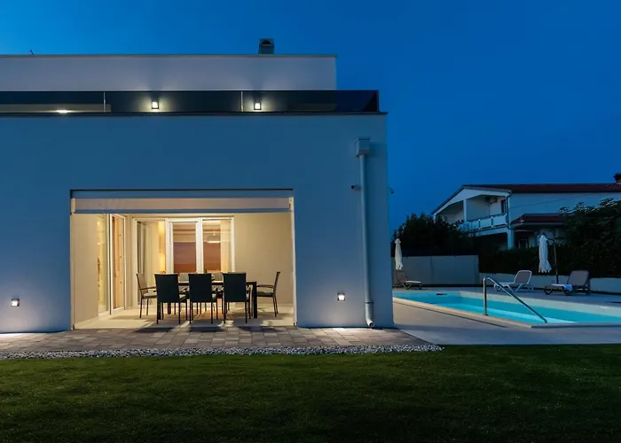 Stunning Marea With A Private Pool * Vrsi